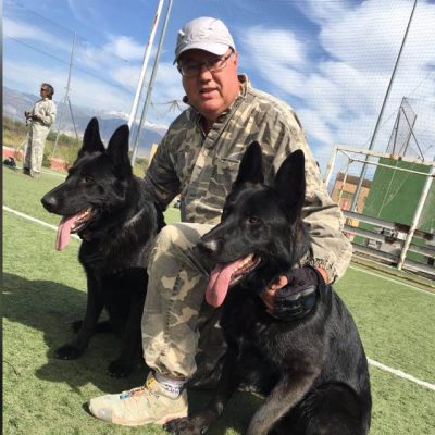 Ignacio con perros